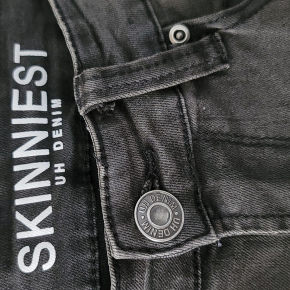 Uh Demin Jeans - Picture 4 of 4